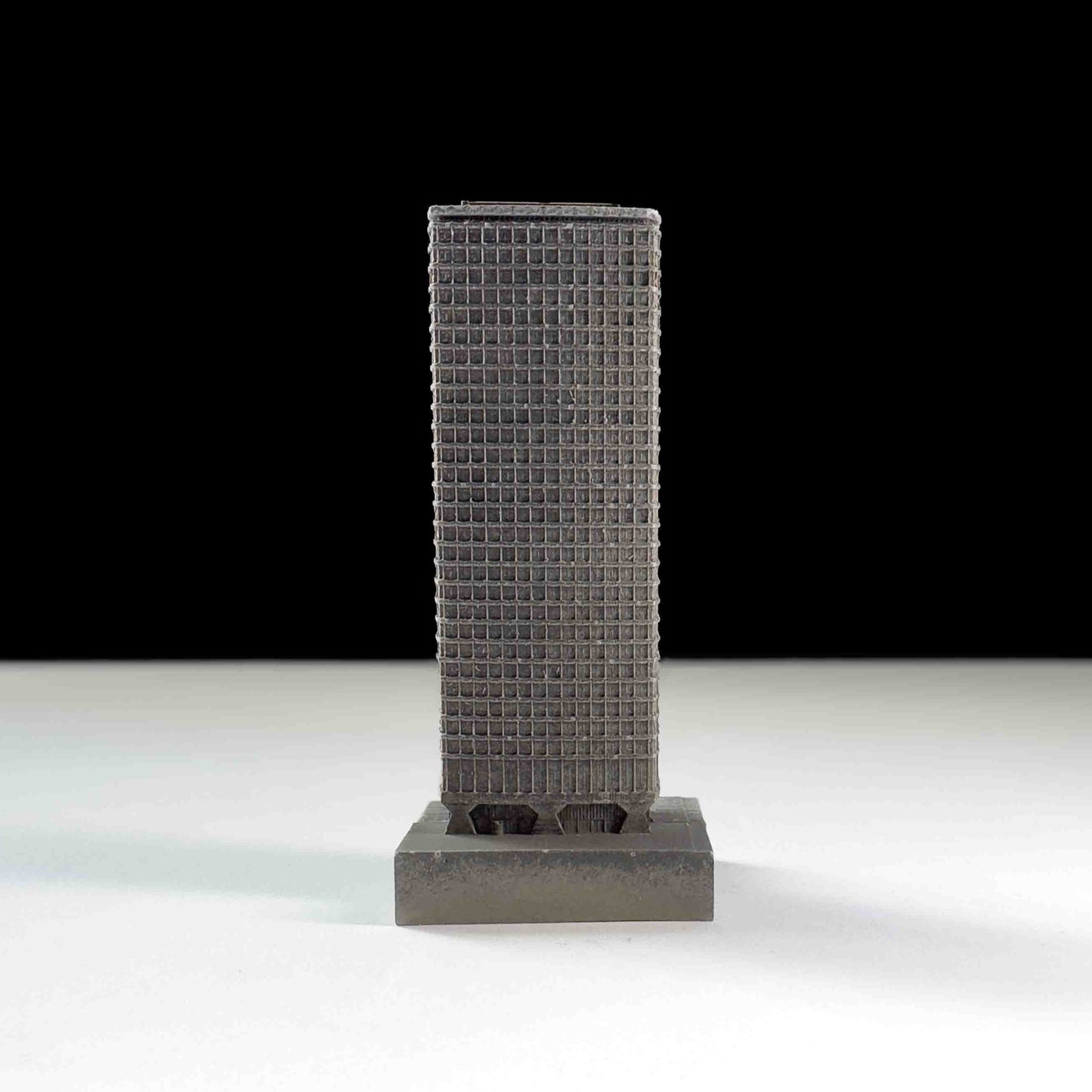Mini 056: Centre Point