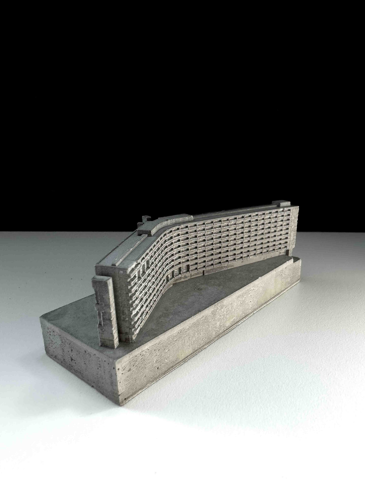 Cables Wynd House – Miniature Concrete Model