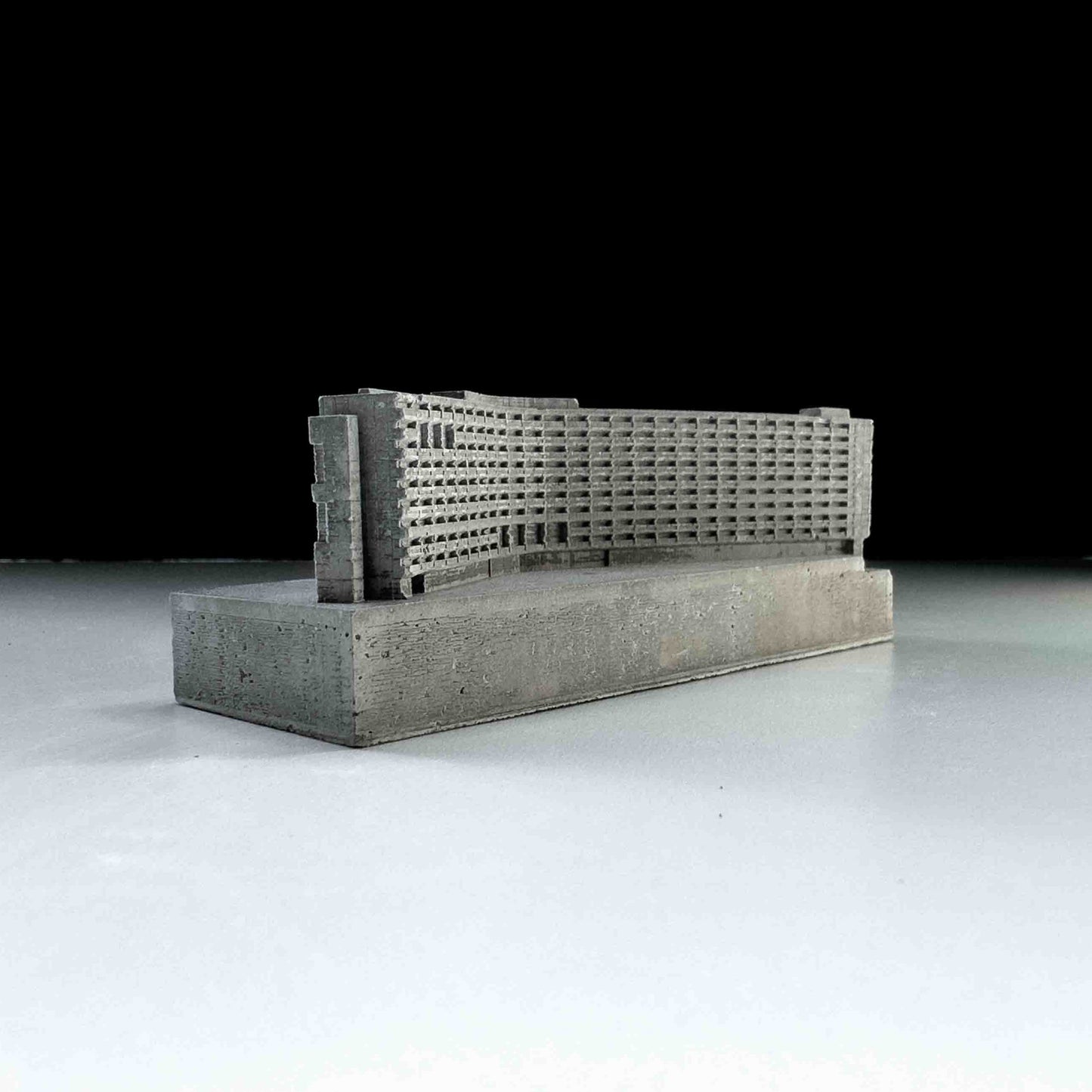 Cables Wynd House – Miniature Concrete Model