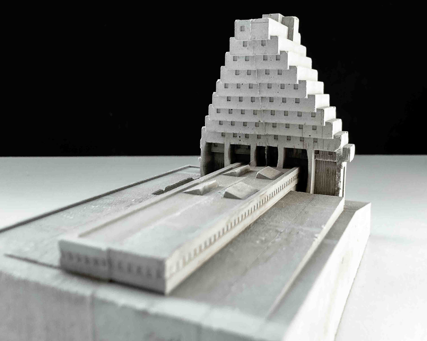 Hotel Panorama – Miniature Concrete Model