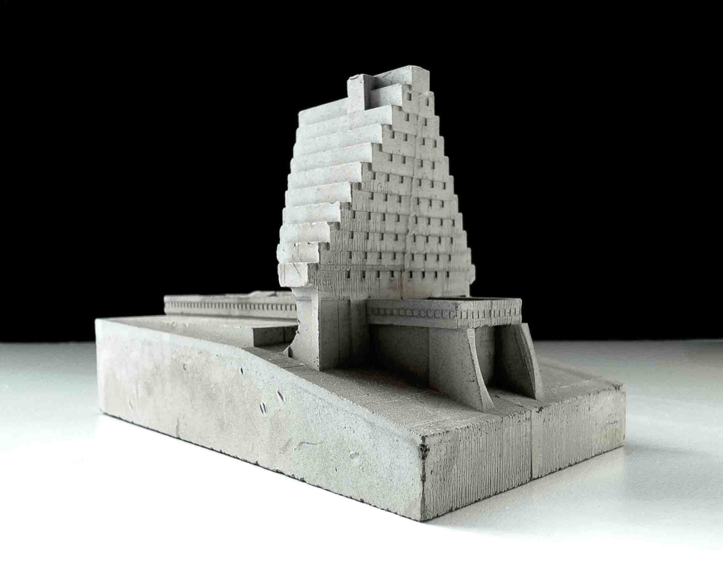 Hotel Panorama – Miniature Concrete Model