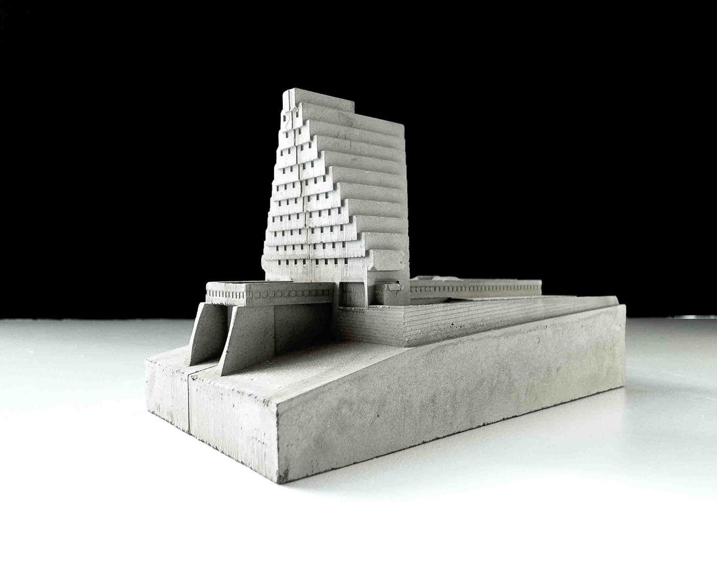 Hotel Panorama – Miniature Concrete Model