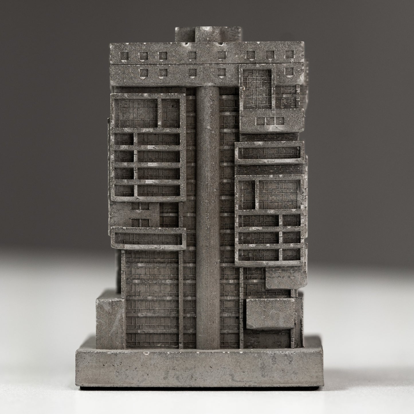 Mini 048: Jenaro Valverde Marín Building