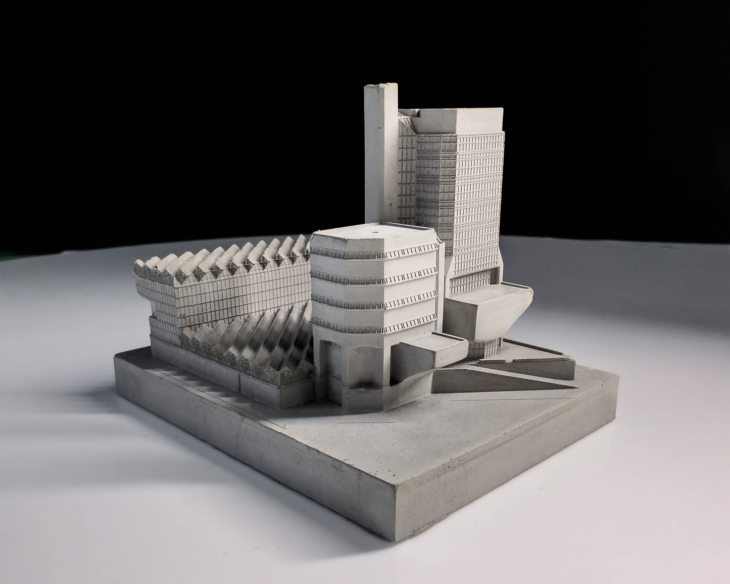 Engineering Building, University of Leicester – Miniature Concrete Model