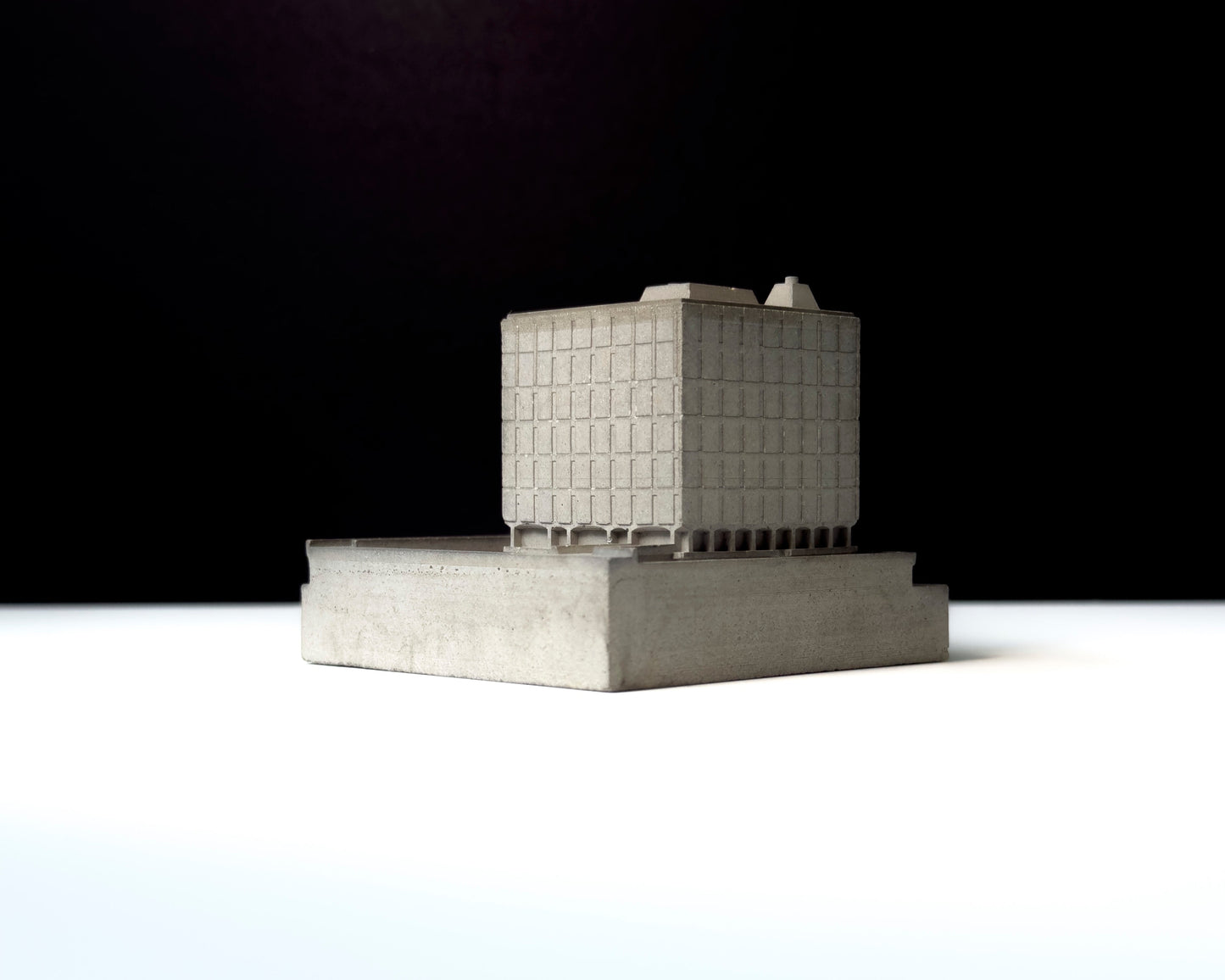 Bonny Street Police HQ – Miniature Concrete Model