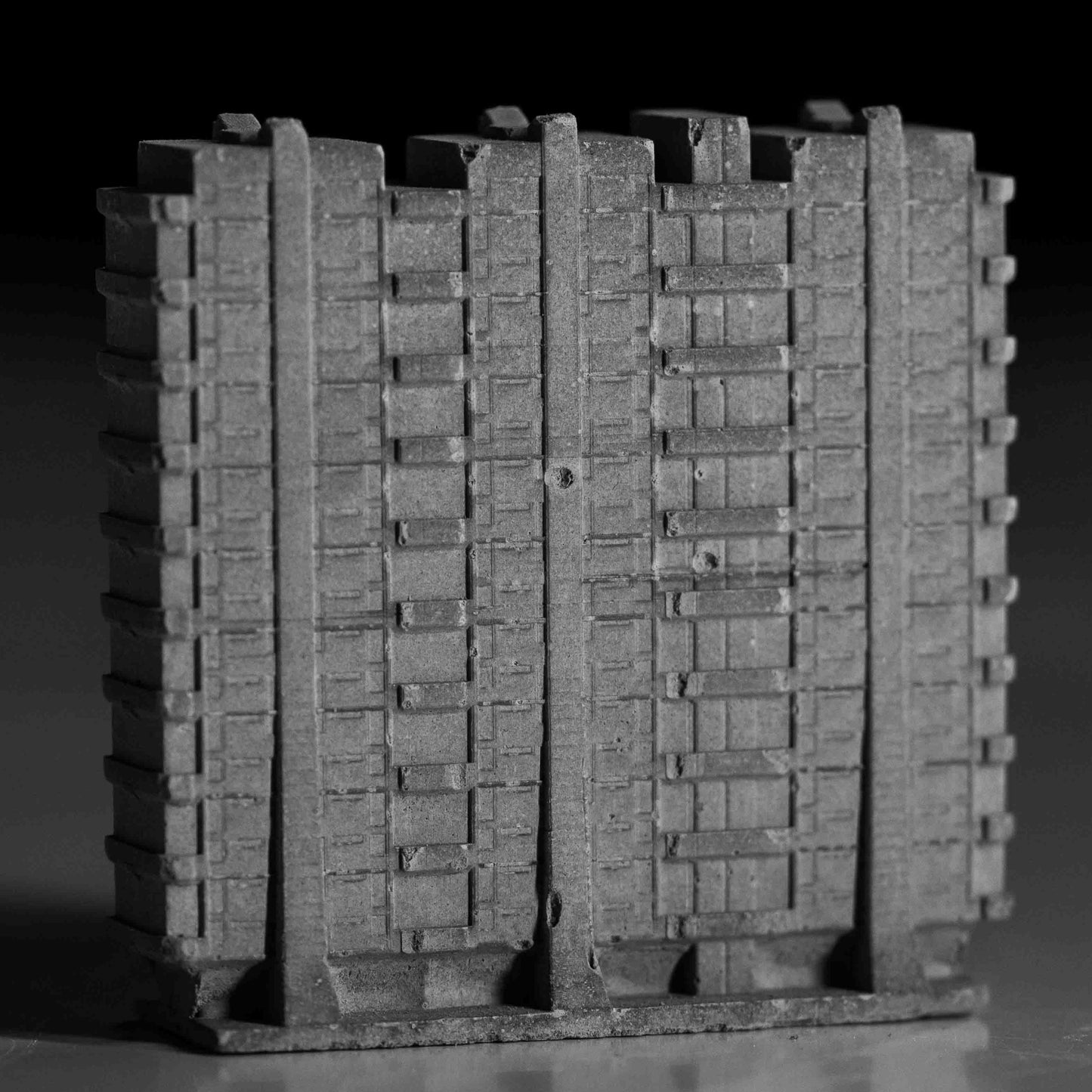 Mini 015: Queen Elizabeth Square