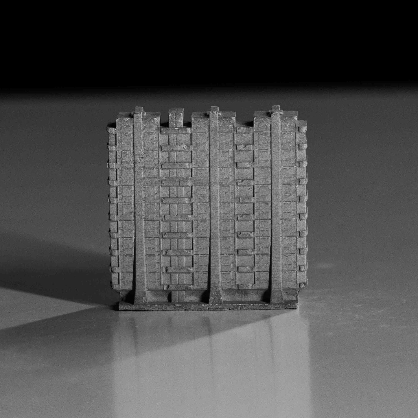 Mini 015: Queen Elizabeth Square