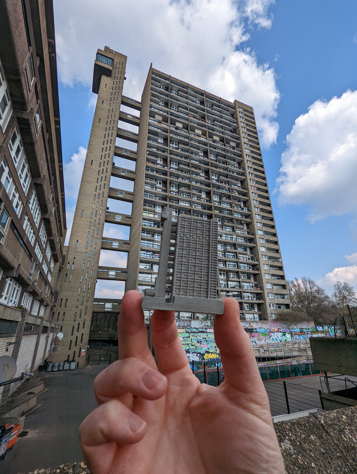 Ernő Goldfinger: Brutalist Models and Architectural Artworks