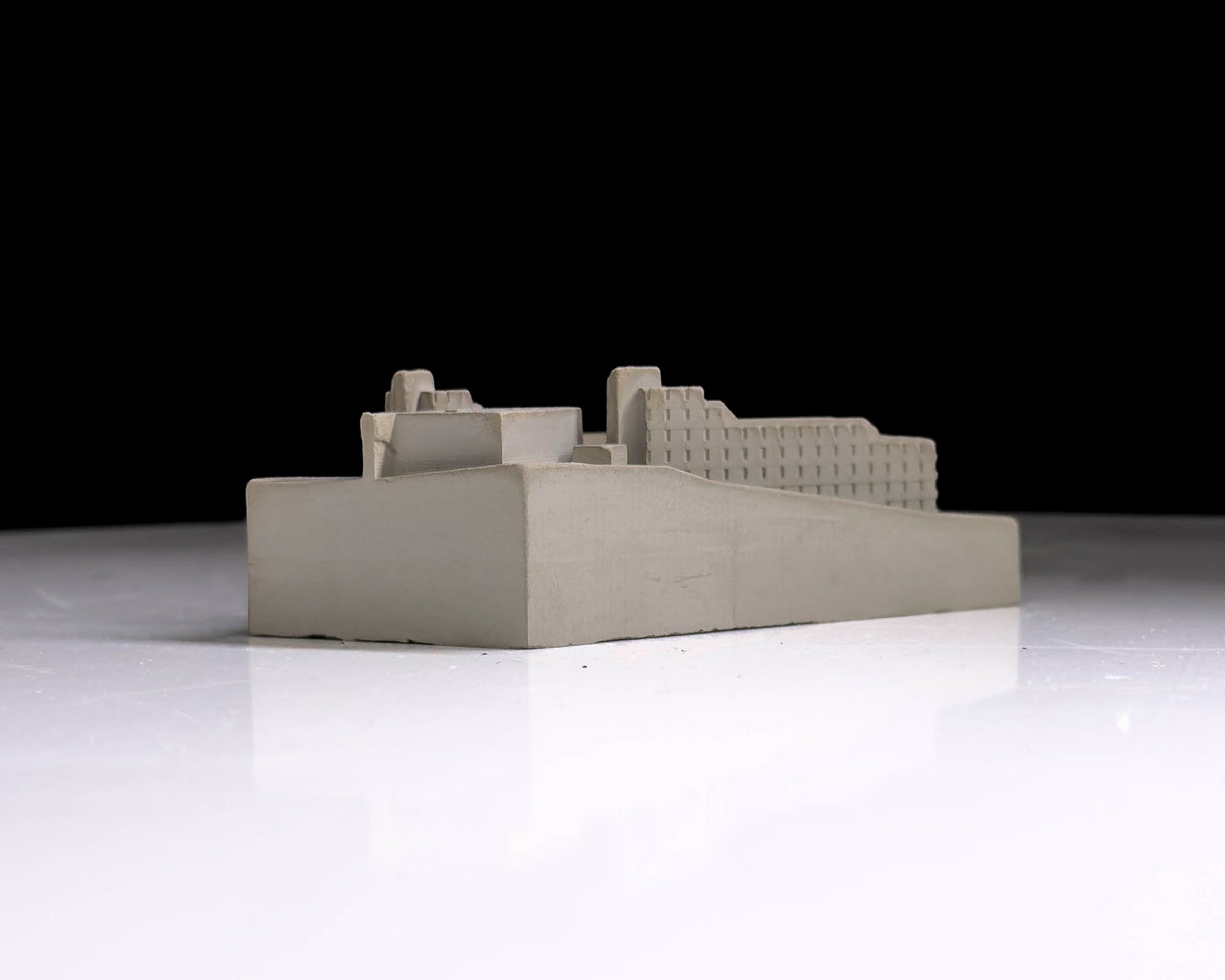 Andrew Melville Hall, St Andrews – Miniature Concrete Model