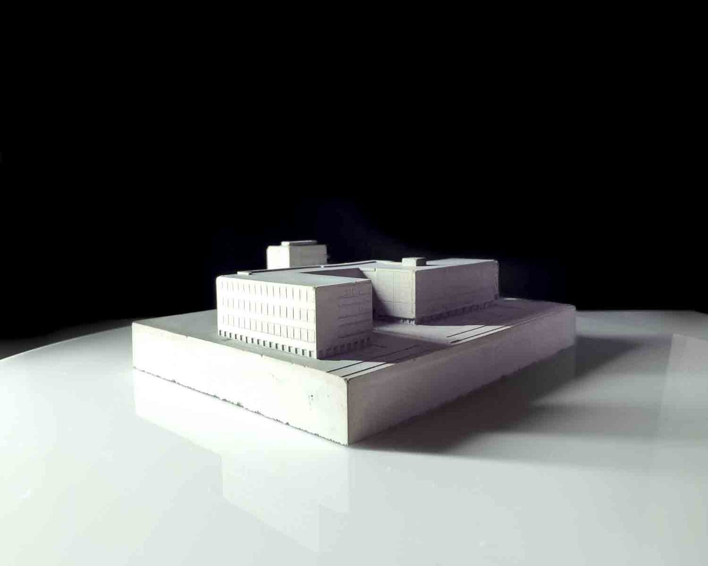 The Bauhaus School, Dessau – Miniature Concrete Model