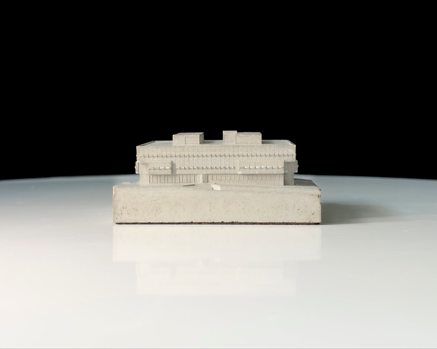University of Bristol Arts and Social Sciences Library – Miniature Concrete Model