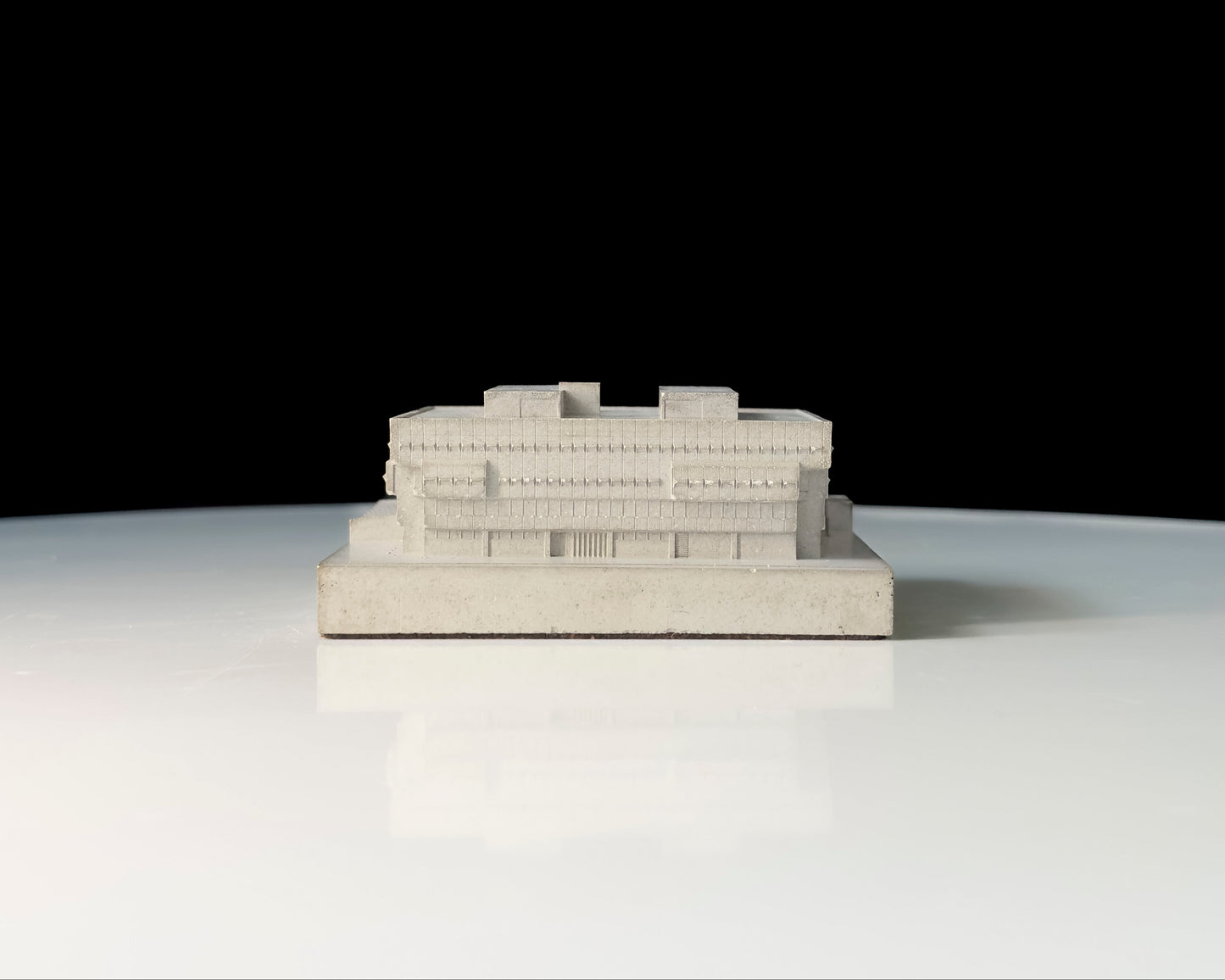 University of Bristol Arts and Social Sciences Library – Miniature Concrete Model