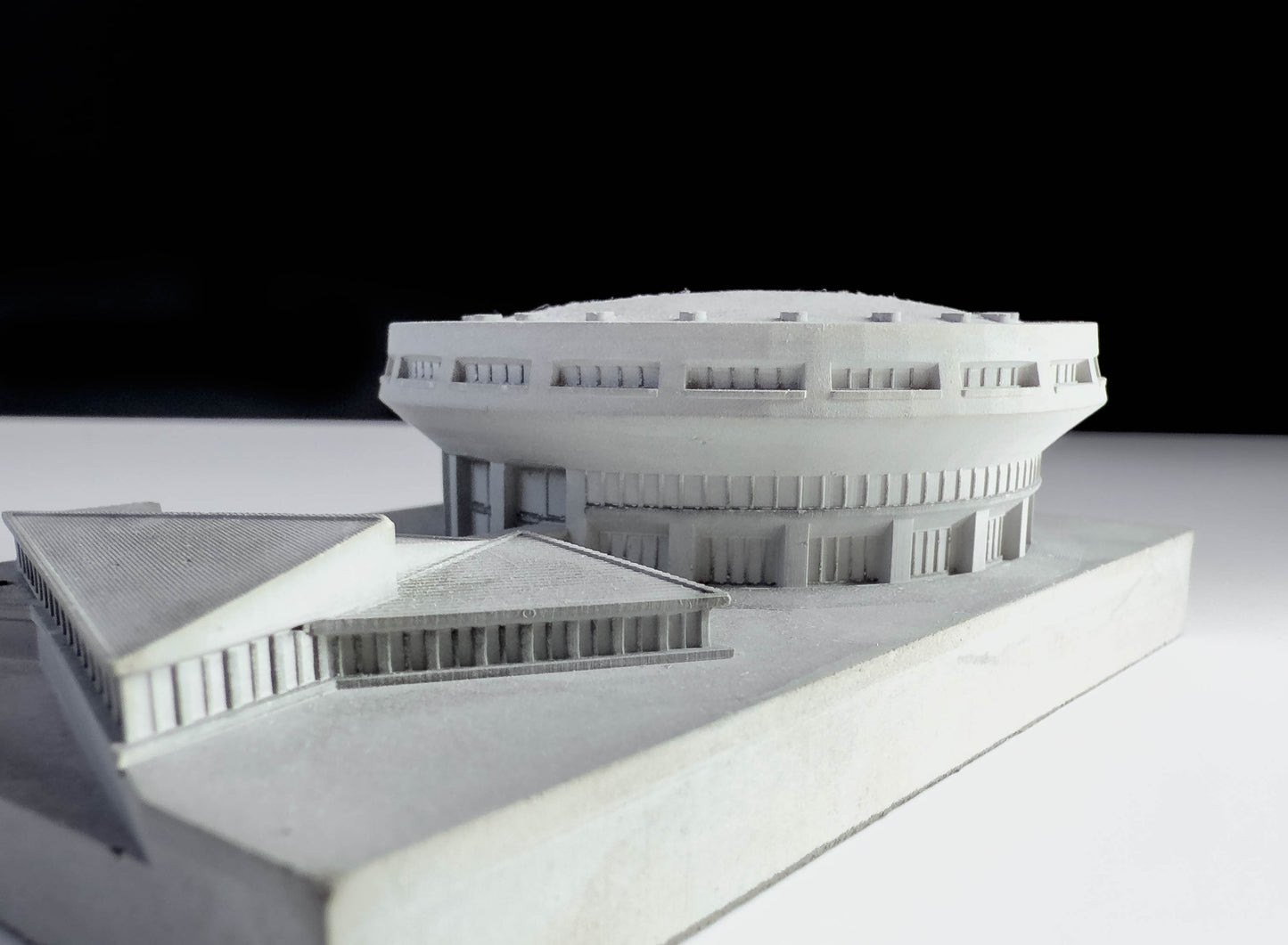 Fawley Control Centre – Miniature Concrete Model