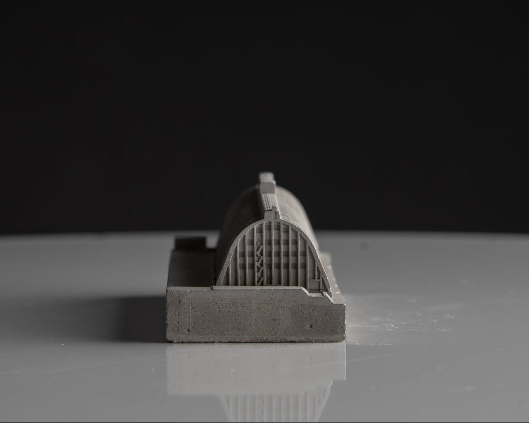 Tate and Lyle Sugar Silo - Miniature Concrete Model