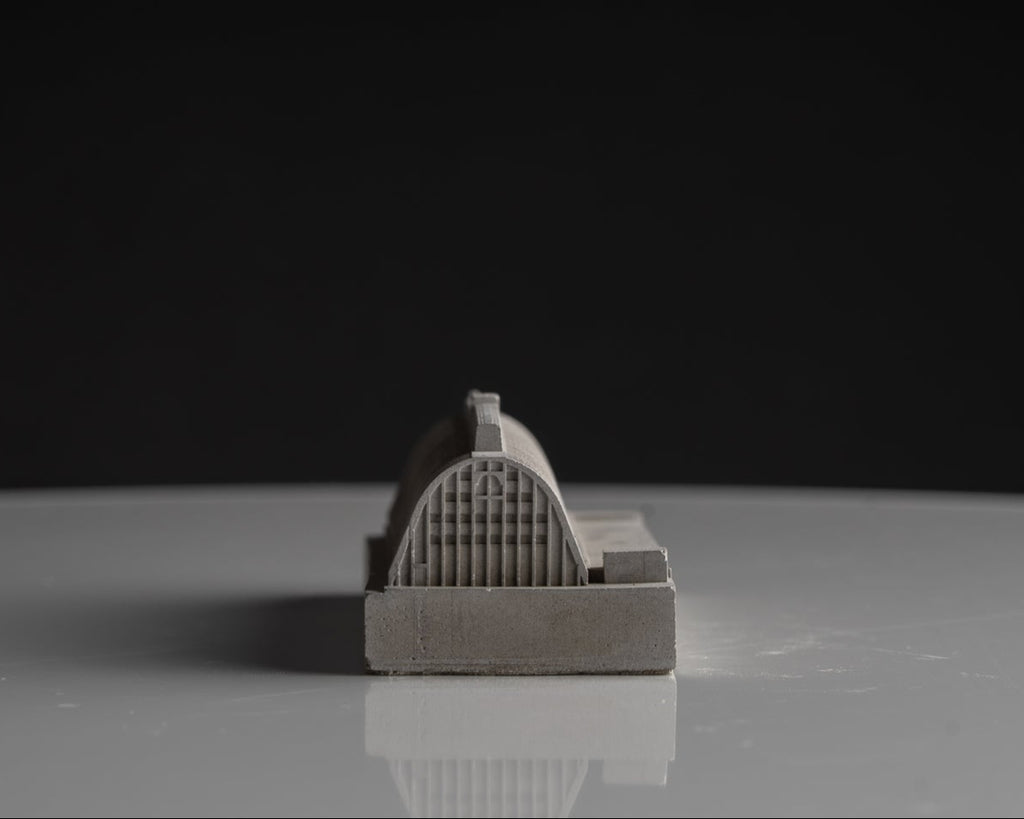 Tate and Lyle Sugar Silo - Miniature Concrete Model