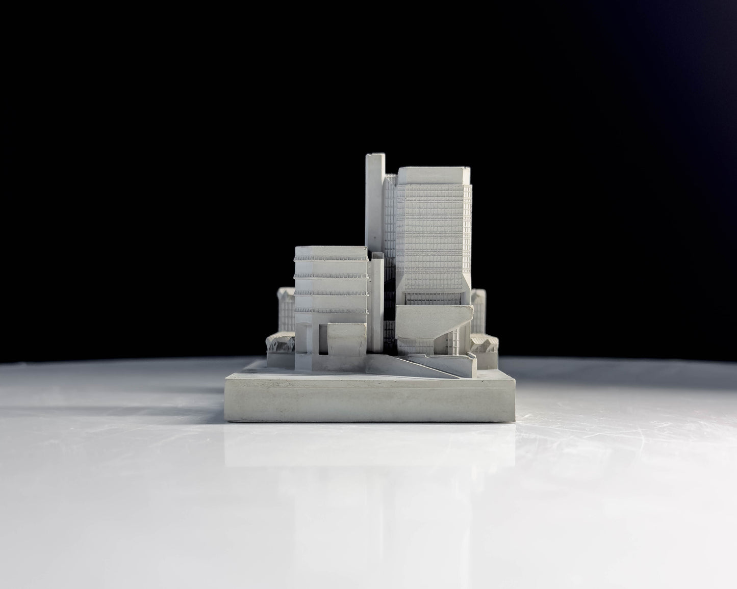 Engineering Building, University of Leicester – Miniature Concrete Model