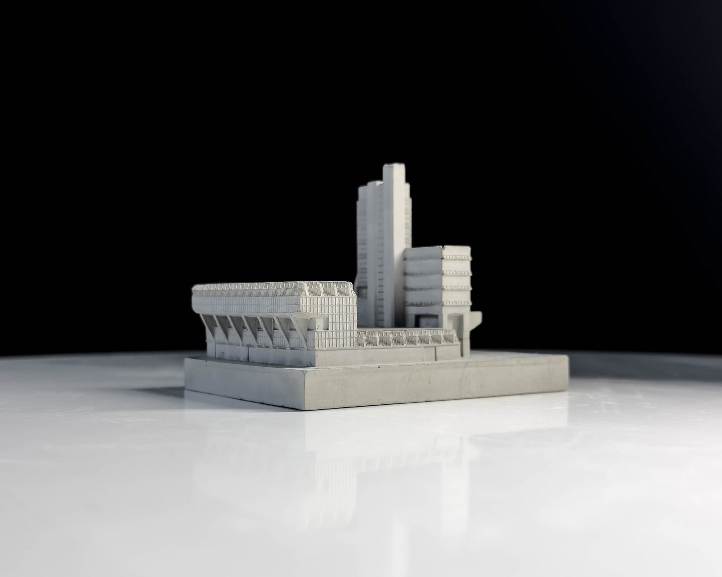 Engineering Building, University of Leicester – Miniature Concrete Model