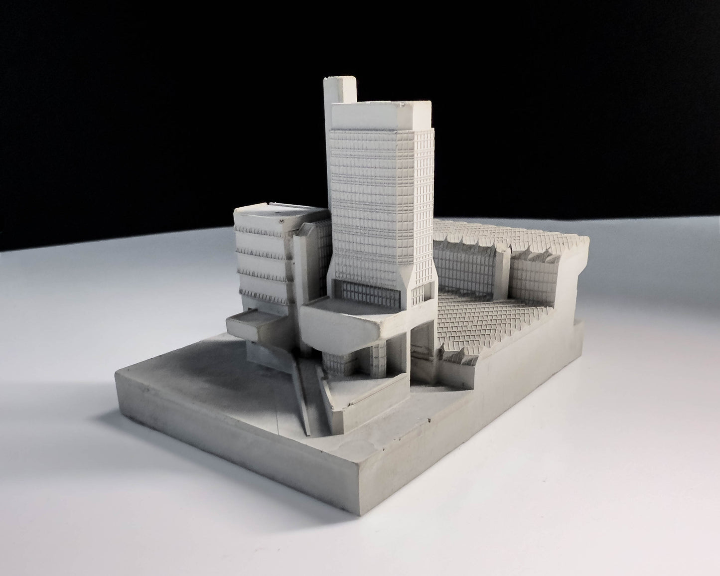 Engineering Building, University of Leicester – Miniature Concrete Model
