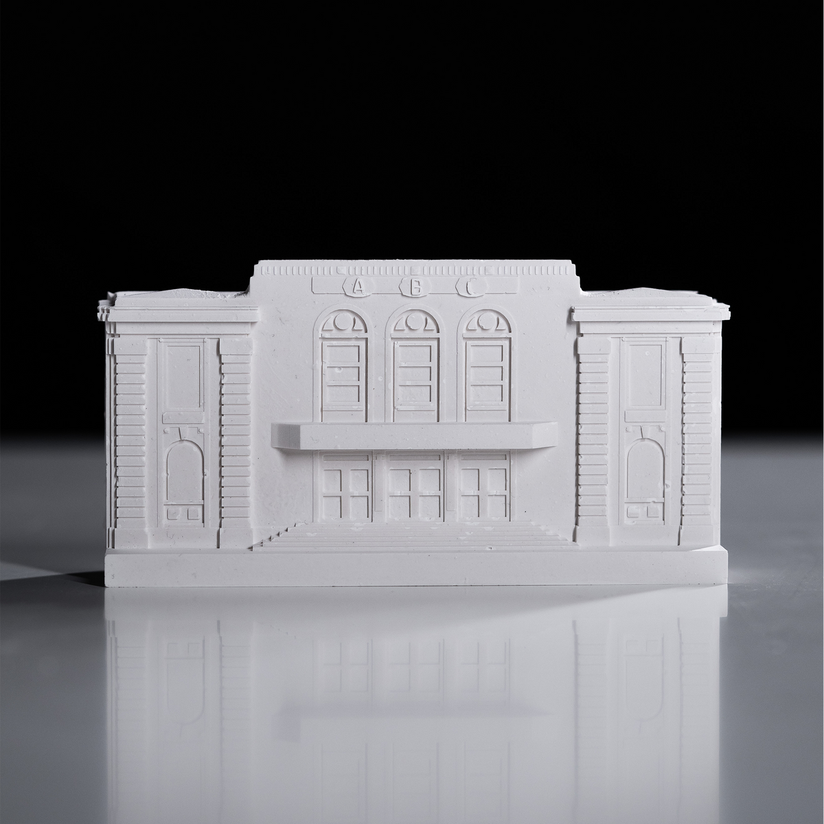 The Piccadilly miniature model